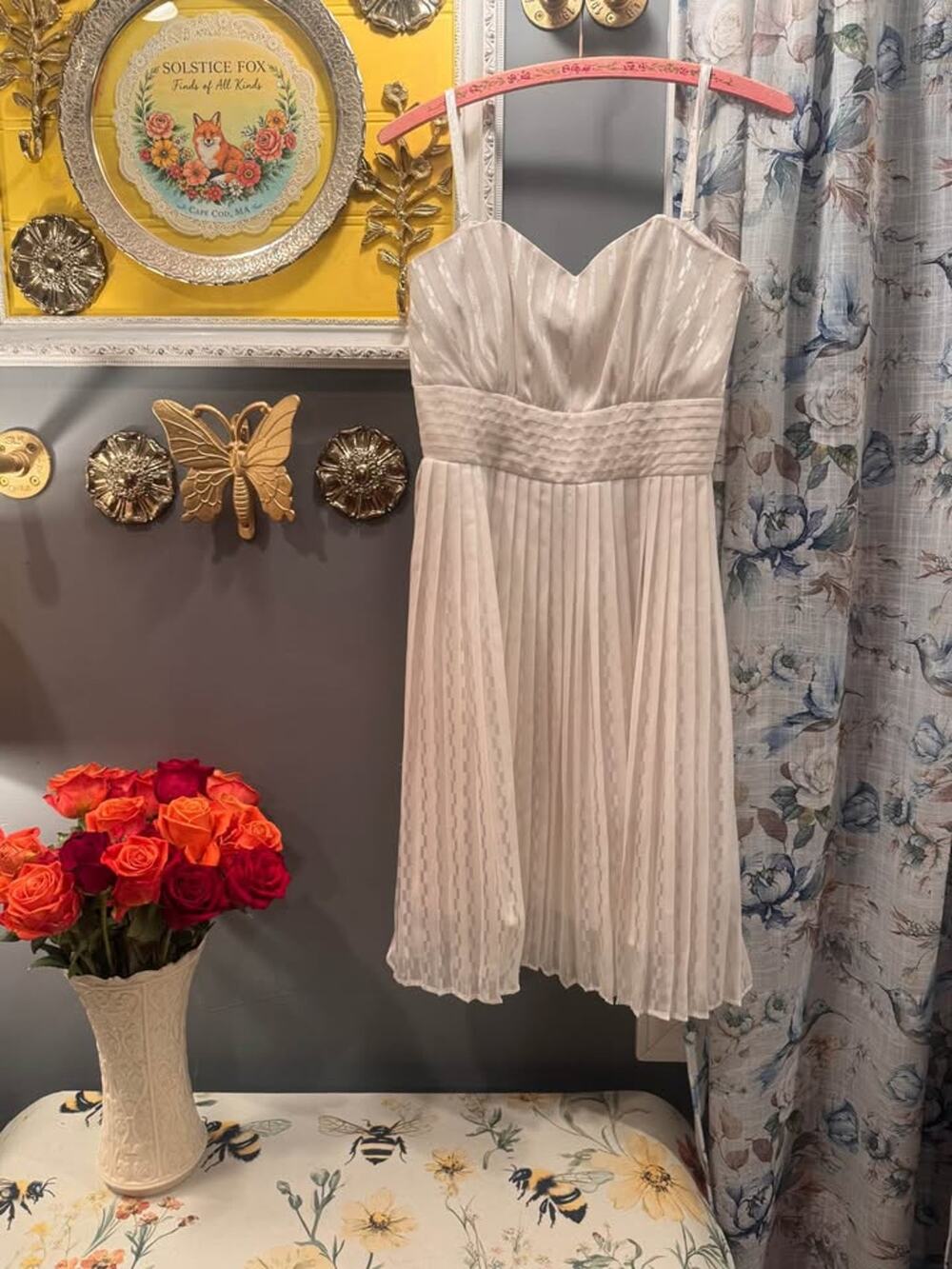 White House Black Market Ivory Pleated Cocktail Dress – Size 2